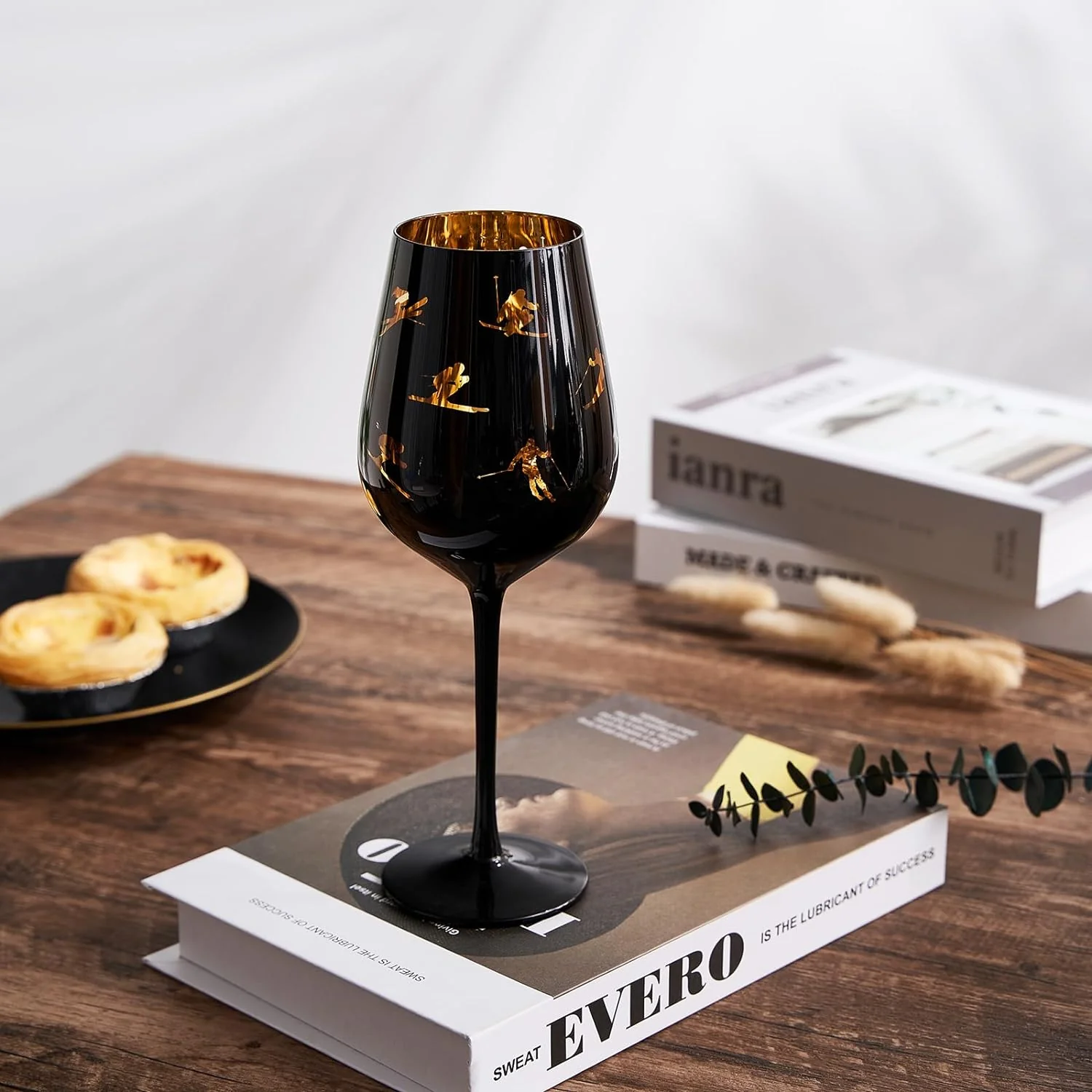 Crystal Stemmed Skiing, Apres Ski Skiier Wine Glasses - 1 Glass - 14oz - Keen Glass Solutions