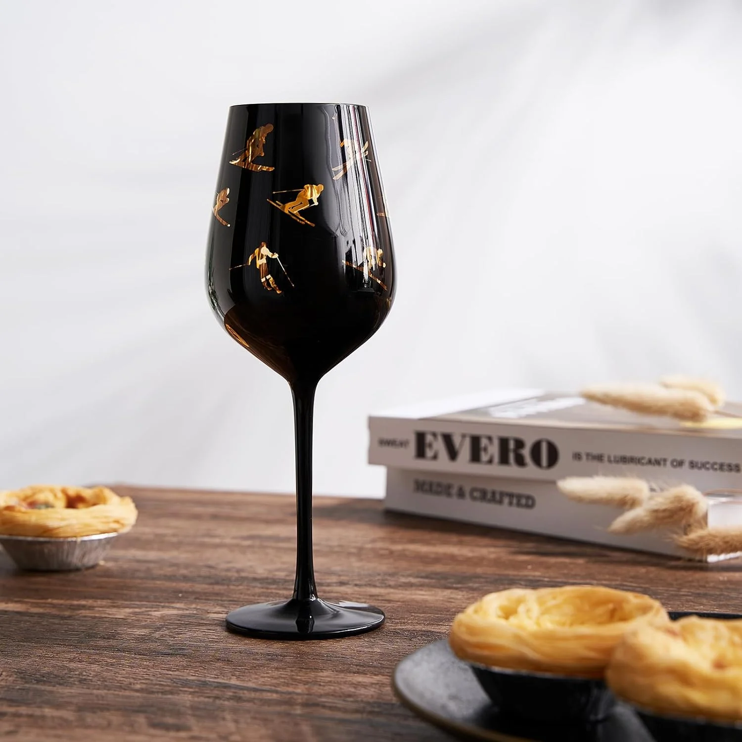 Crystal Stemmed Skiing, Apres Ski Skiier Wine Glasses - 1 Glass - 14oz - Keen Glass Solutions