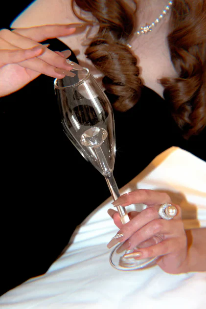 Champagne Flute Glassware | Set of 2, 7.8 OZ | Diamond Stemmed Glass - Keen Glass Solutions