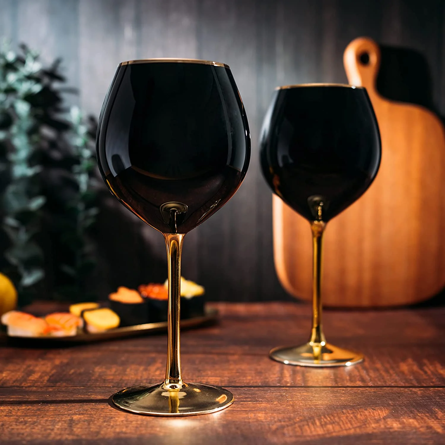 The Wine Savant Set of 4 Black Wine Glasses Gold Stemmed 14 oz - Keen Glass Solutions